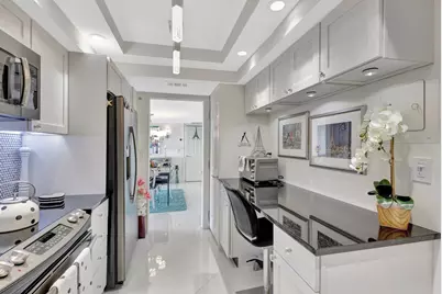 2000 Presidential Way #Ph5, West Palm Beach, FL 33401 - Photo 12