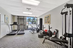 2000 Presidential Way, West Palm Beach, FL 33401 - Photo 32