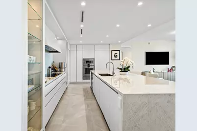 220 SE Mizner Boulevard #810, Boca Raton, FL 33432 - Photo 14