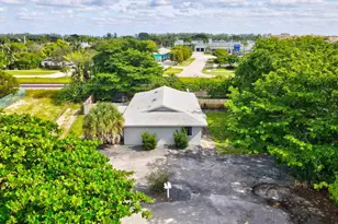 2227 NE 3rd Ave, Delray Beach, FL 33444 - Photo 36