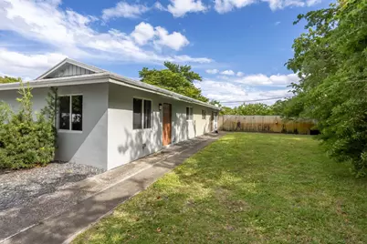 2227 NE 3rd Avenue #1 & 2, Delray Beach, FL 33444 - Photo 2