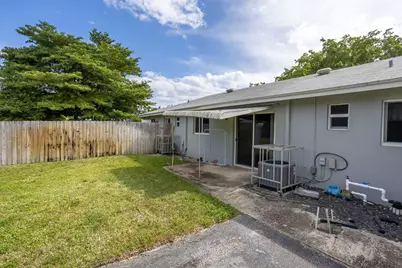 2227 NE 3rd Avenue #1 & 2, Delray Beach, FL 33444 - Photo 32