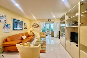 19 Colonial Club Dr, Boynton Beach, FL 33435 - Photo 4