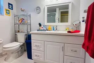 19 Colonial Club Dr, Boynton Beach, FL 33435 - Photo 12