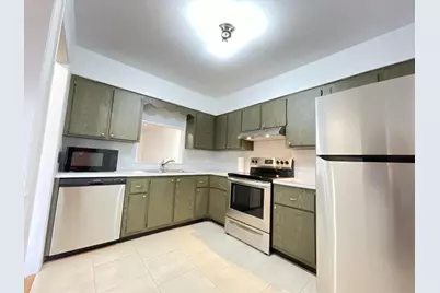 2302 Sunrise Boulevard #202, Fort Pierce, FL 34982 - Photo 1