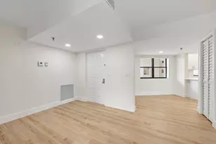 19800 Sandpointe Bay Dr, Tequesta, FL 33469 - Photo 20