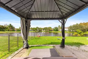 13947 Geranium Pl, Wellington, FL 33414 - Photo 46