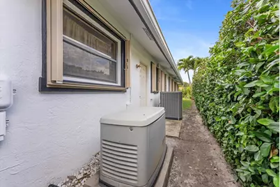 13947 Geranium Place, Wellington, FL 33414 - Photo 44