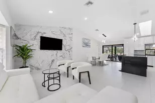 13947 Geranium Pl, Wellington, FL 33414 - Photo 10