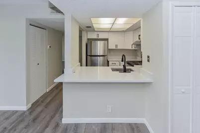 1531 SE Royal Green Circle #202, Port Saint Lucie, FL 34952 - Photo 2