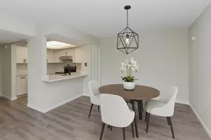 1531 SE Royal Green Cir, Port Saint Lucie, FL 34952 - Photo 12