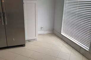 20866 Vinesta Cir, Boca Raton, FL 33433 - Photo 2