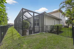 12081 Aviles Cir, Palm Beach Gardens, FL 33418 - Photo 60