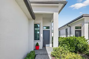 9184 SW Esule Way, Port Saint Lucie, FL 34987 - Photo 4