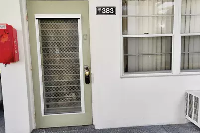 383 Markham R, Deerfield Beach, FL 33442 - Photo 1