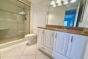 3087 Oakridge U, Deerfield Beach, FL 33442 - Photo 22