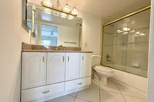 3087 Oakridge U, Deerfield Beach, FL 33442 - Photo 14