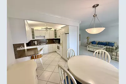 3087 Oakridge U, Deerfield Beach, FL 33442 - Photo 8