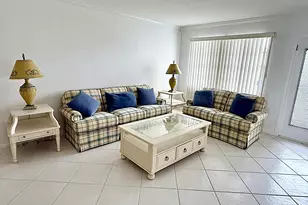 3087 Oakridge U, Deerfield Beach, FL 33442 - Photo 10