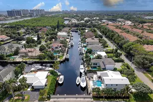 5798 NE 7th Ave, Boca Raton, FL 33487 - Photo 2