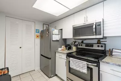 5031 Wiles Road #304, Coconut Creek, FL 33073 - Photo 24