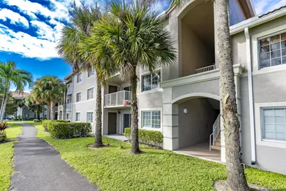 5031 Wiles Road #304, Coconut Creek, FL 33073 - Photo 2