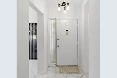 3646 English Road #D, Lake Worth, FL 33467 - Photo 6