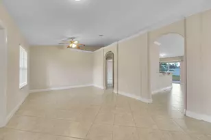 662 SW Jacoby Ave, Port Saint Lucie, FL 34953 - Photo 6