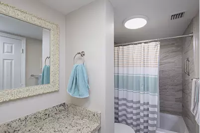 153 Capri D, Delray Beach, FL 33484 - Photo 8