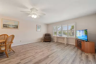 1800 SE Saint Lucie Boulevard #11-203, Stuart, FL 34996 - Photo 4