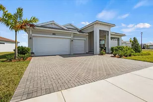8580 SW Cantante Wy, Port Saint Lucie, FL 34987 - Photo 2
