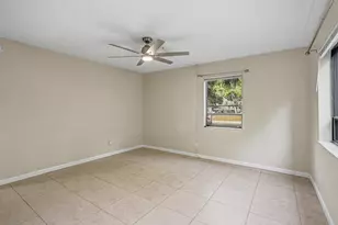 2050 N Congress Ave, West Palm Beach, FL 33401 - Photo 14