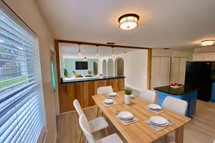 296 SE Wentworth Dr, Stuart, FL 34996 - Photo 8