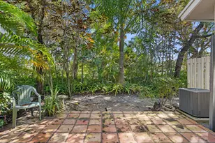 1158 SW 44th Ave, Deerfield Beach, FL 33442 - Photo 16