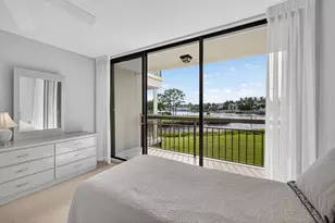 2201 Marina Isle Way, Jupiter, FL 33477 - Photo 10