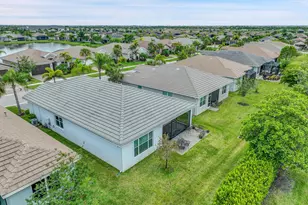 11081 SW Carriage Hill Ln, Port Saint Lucie, FL 34987 - Photo 42