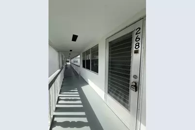 268 Windsor L, West Palm Beach, FL 33417 - Photo 4