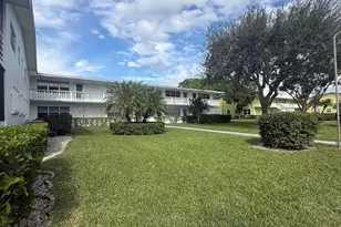 268 Windsor L, West Palm Beach, FL 33417 - Photo 2