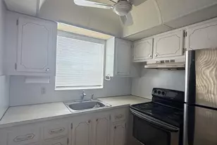 268 Windsor L, West Palm Beach, FL 33417 - Photo 8