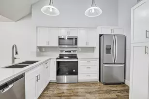 832 NW 92nd Ave, Plantation, FL 33324 - Photo 12