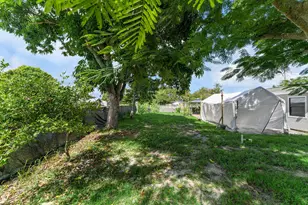 480 SW Lakehurst Dr, Port Saint Lucie, FL 34983 - Photo 16