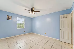 480 SW Lakehurst Dr, Port Saint Lucie, FL 34983 - Photo 2