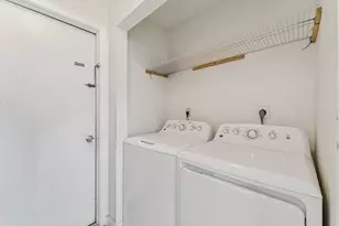 480 SW Lakehurst Dr, Port Saint Lucie, FL 34983 - Photo 6