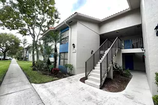 1581 Balfour Point Dr, West Palm Beach, FL 33411 - Photo 2