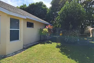 242 SW Amesbury Ave, Port Saint Lucie, FL 34953 - Photo 28