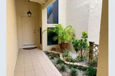 723 Windermere Way, Palm Beach Gardens, FL 33418 - Photo 2