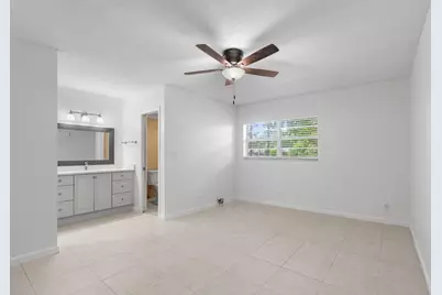 10693 N Military Trail #7, Palm Beach Gardens, FL 33410 - Photo 8