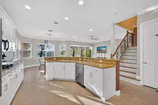 3563 Birague Dr, Wellington, FL 33449 - Photo 10