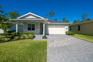 460 Veridian Cir NW, Palm Bay, FL 32907 - Photo 2