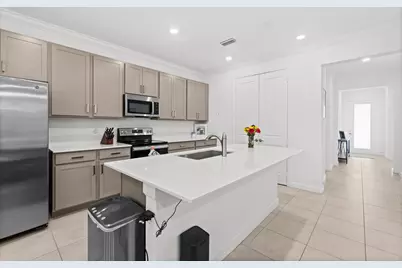 460 Veridian Circle NW, Palm Bay, FL 32907 - Photo 14